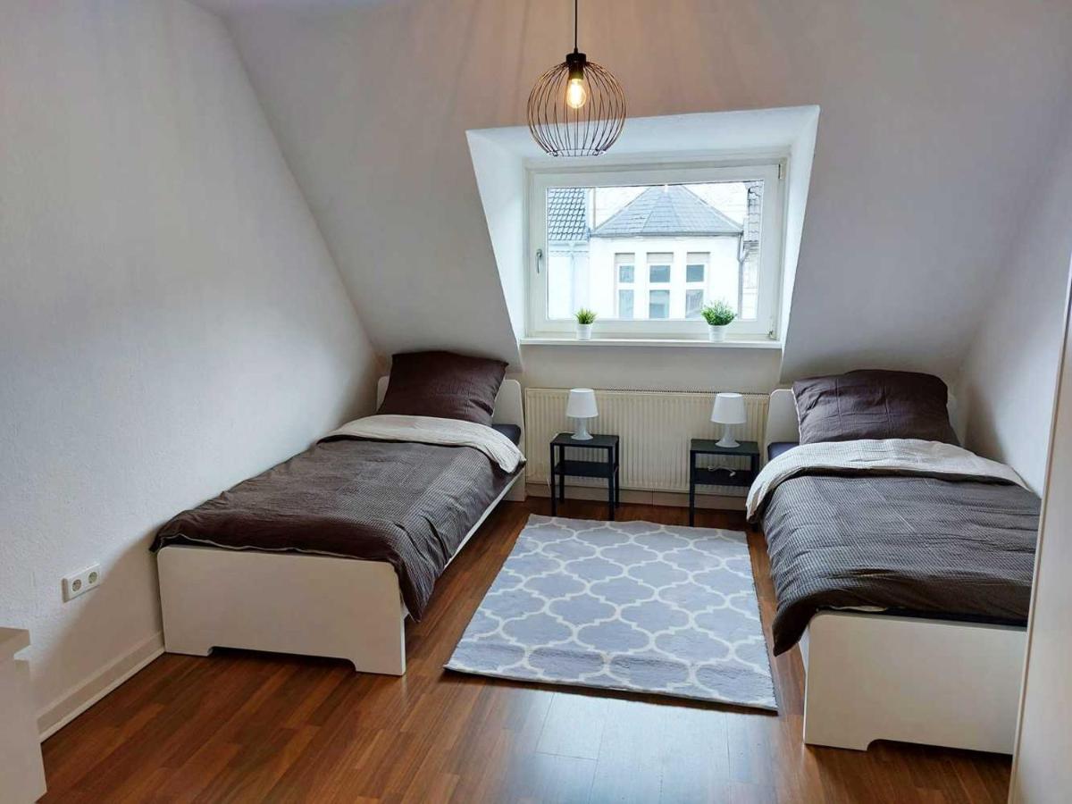 Cozy Apartment With Garden In Γκελσενκίρτσεν Εξωτερικό φωτογραφία
