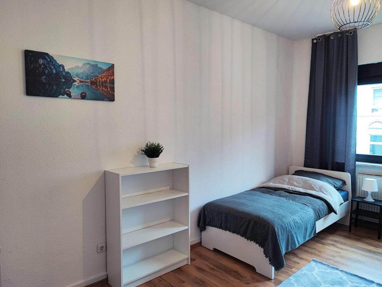 Cozy Apartment With Garden In Γκελσενκίρτσεν Εξωτερικό φωτογραφία