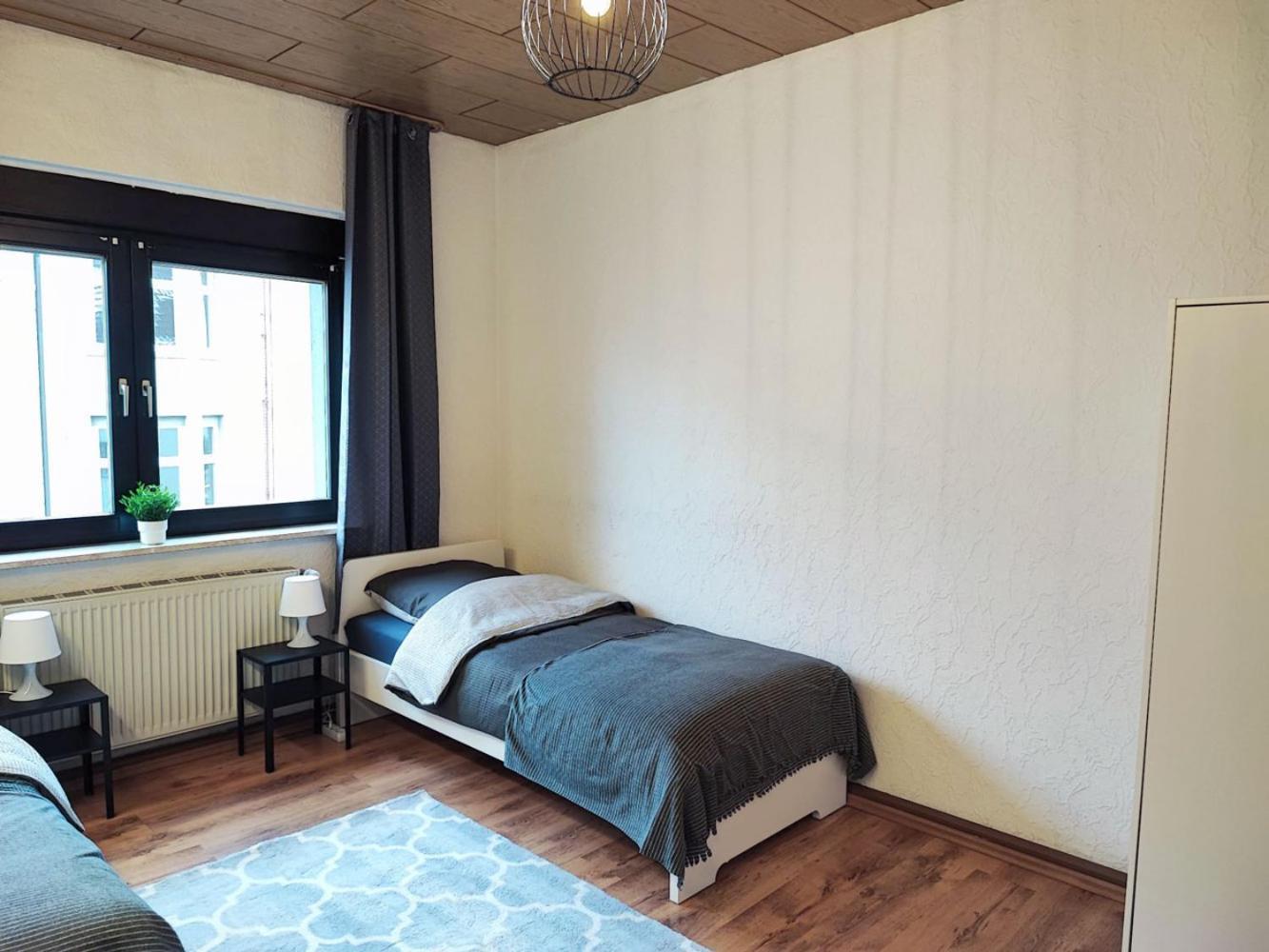 Cozy Apartment With Garden In Γκελσενκίρτσεν Εξωτερικό φωτογραφία